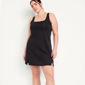 Old Navy Active Black Performance Dress